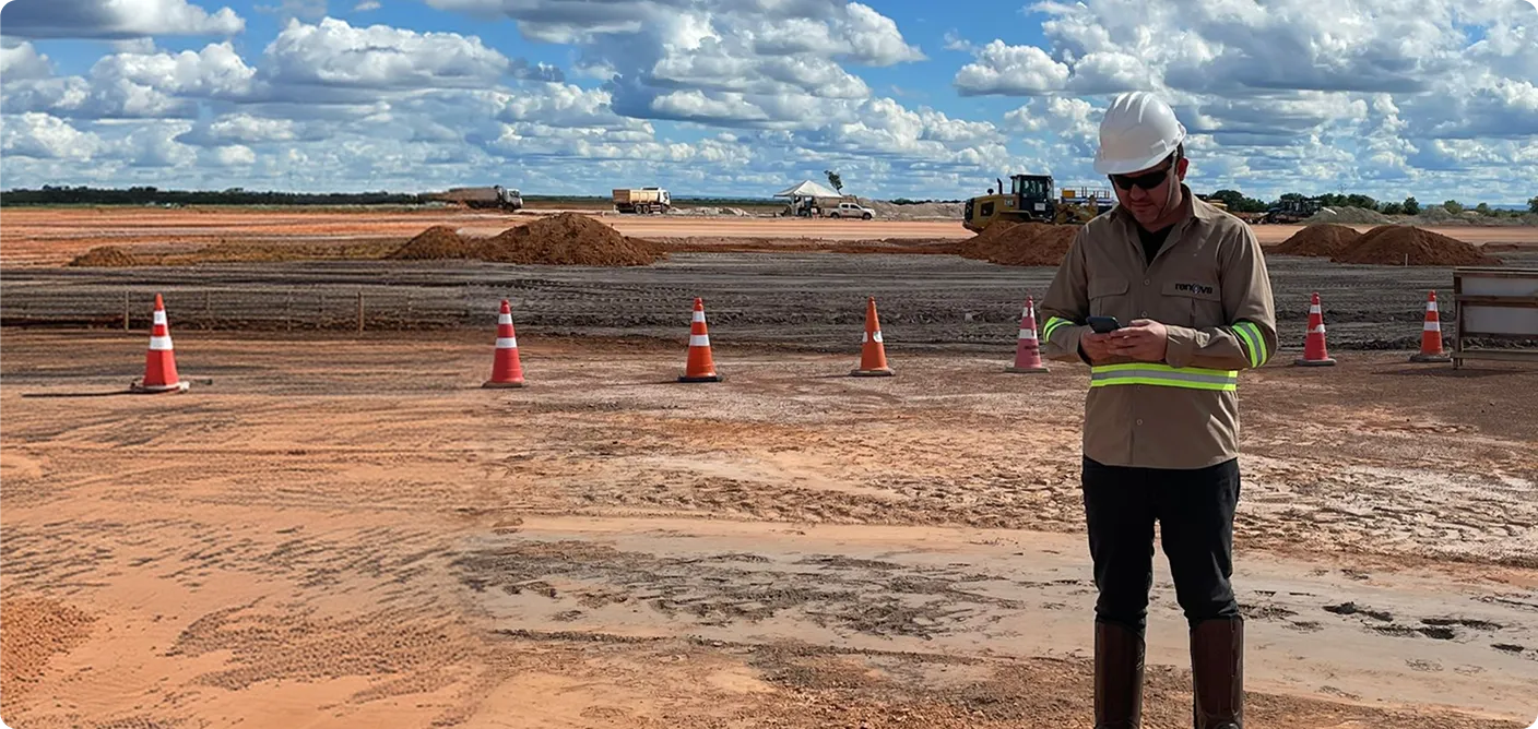 Equipe Renova Ambiental em projeto de investimento social privado